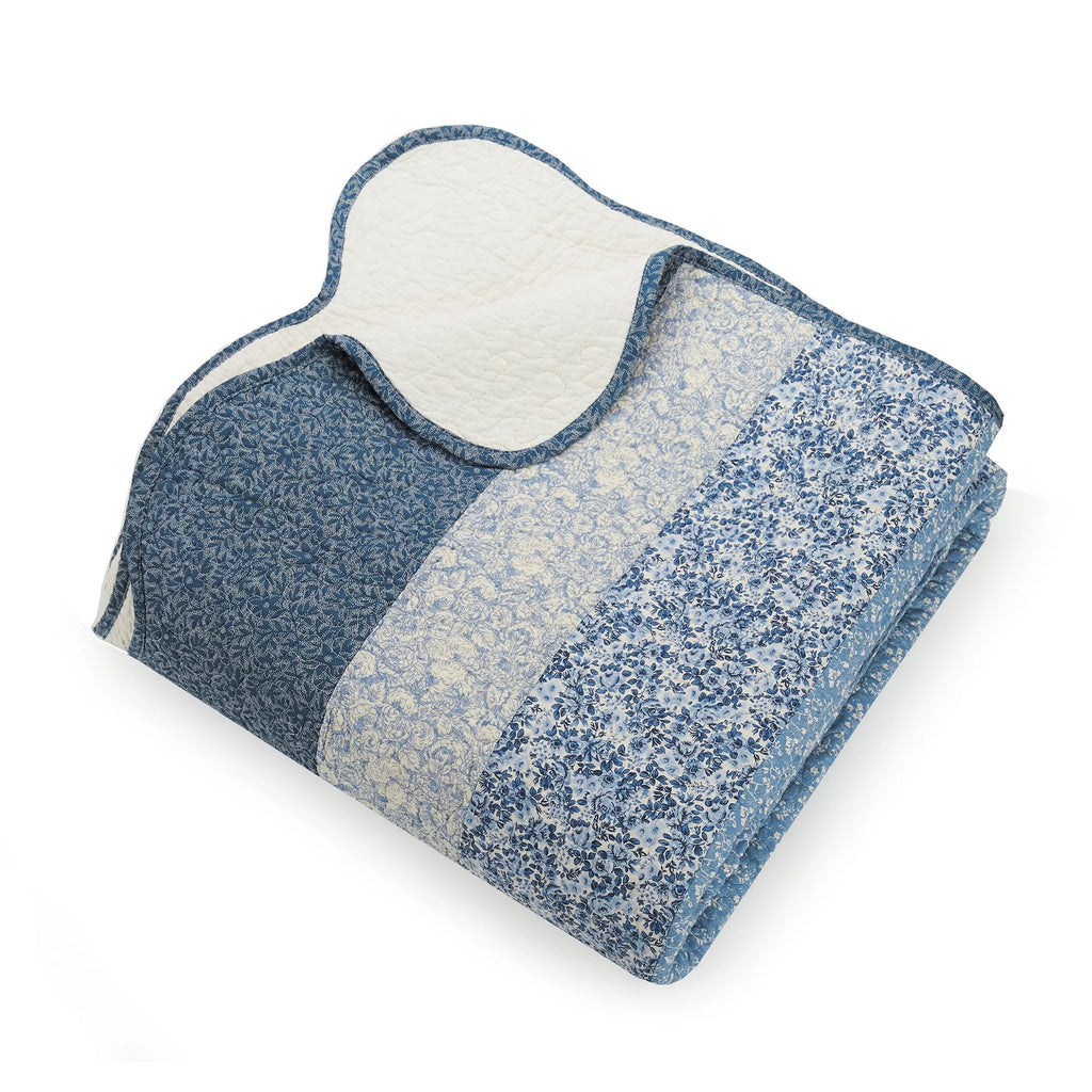 Blue Bedspread C557938