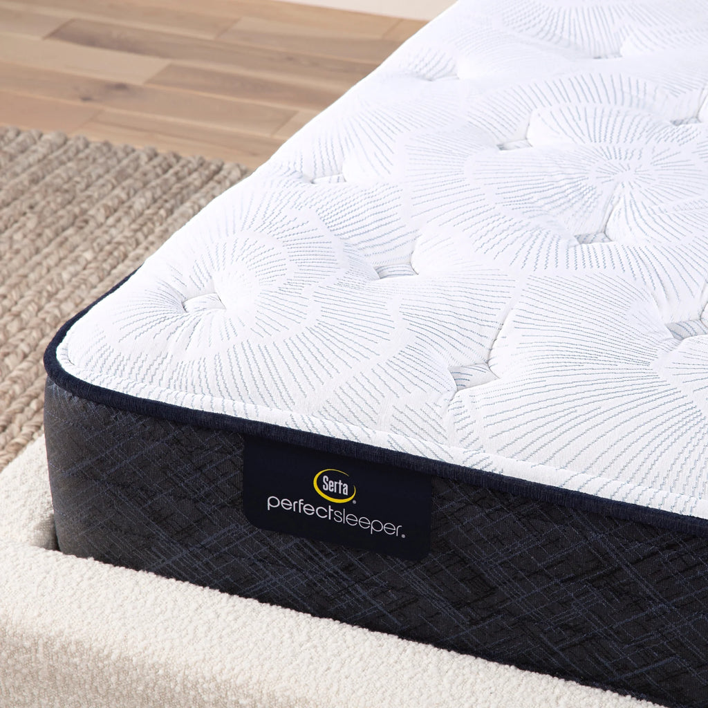 10.5" Plush Innerspring Mattress C679