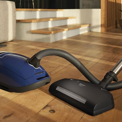 Complete C3 Canister Vacuum V956