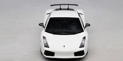 White 1/43 Diecast Car Model Y14539