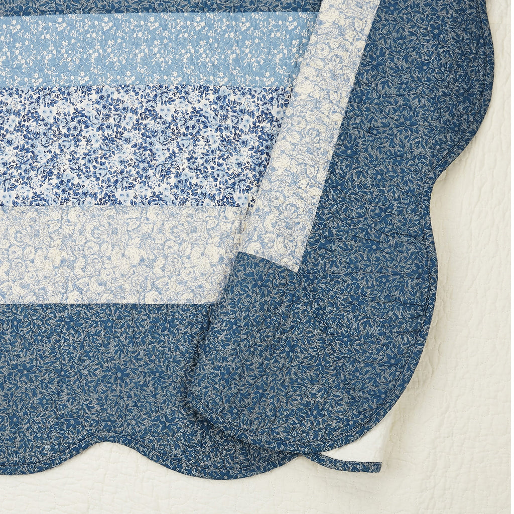 Blue Bedspread C557938
