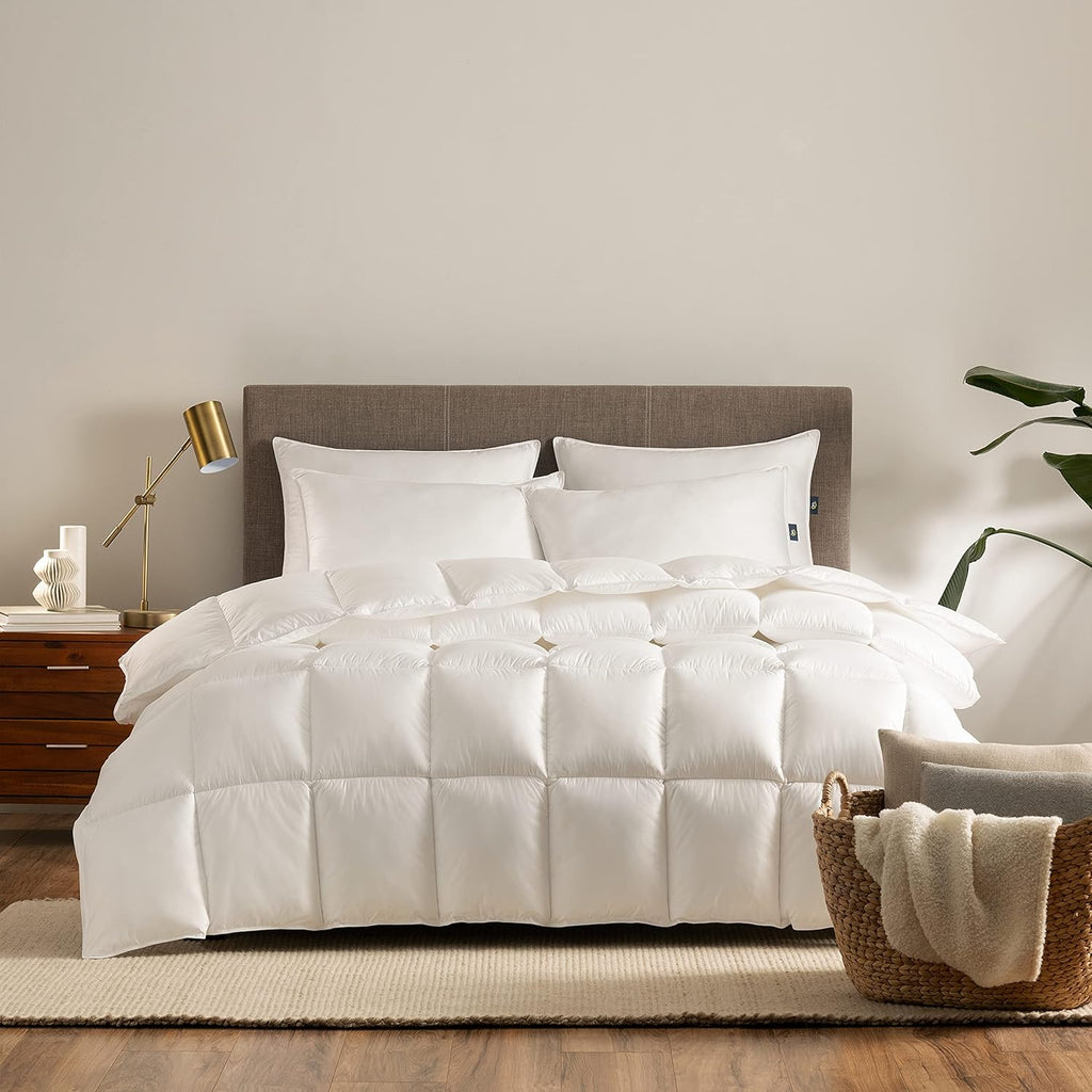 White Down Alternative Comforter King/Cal King S9453