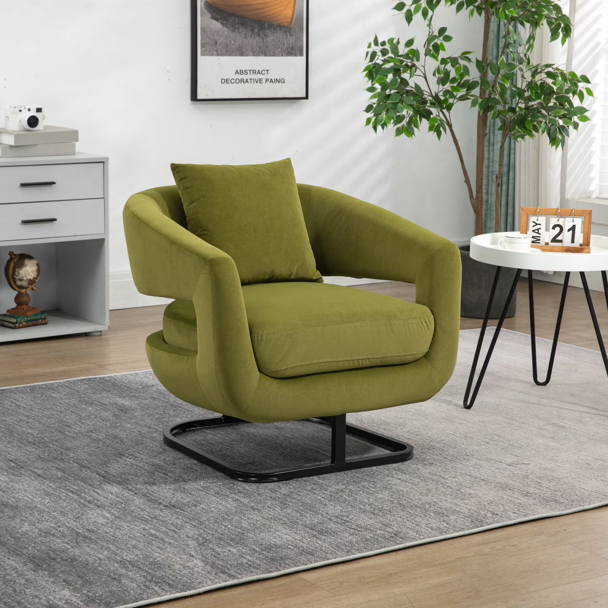 Olive Upholstered Tufted Velvet Accent Chair with Metal Stand N304