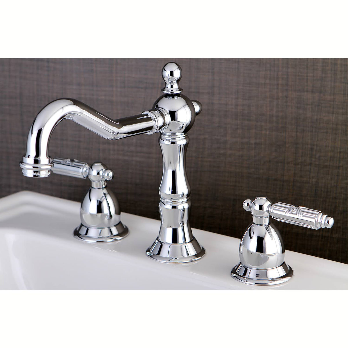 Chrome Widespread Lavatory Faucet with Brass Pop-Up K794