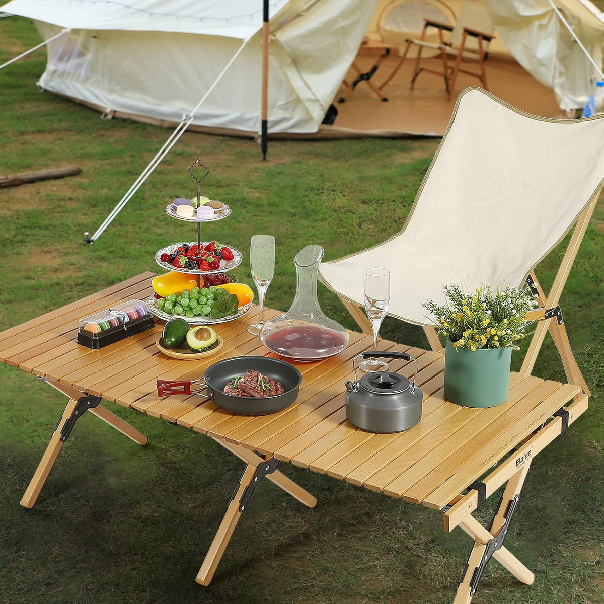4ft Foldable Wooden Picnic Table with Carry Bag O729114
