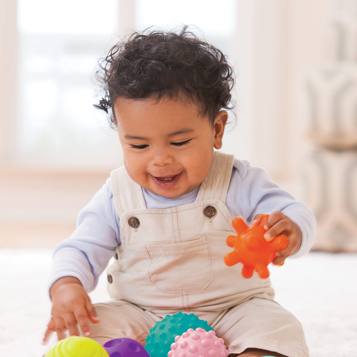 10 Piece Textured Multi Ball Set D2094