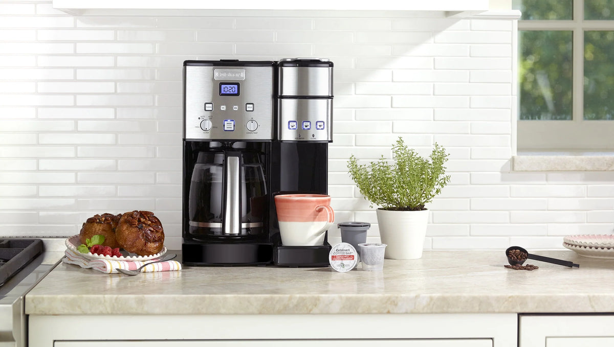 12 Cup Coffeemaker and Single-Serve Brewer C23621