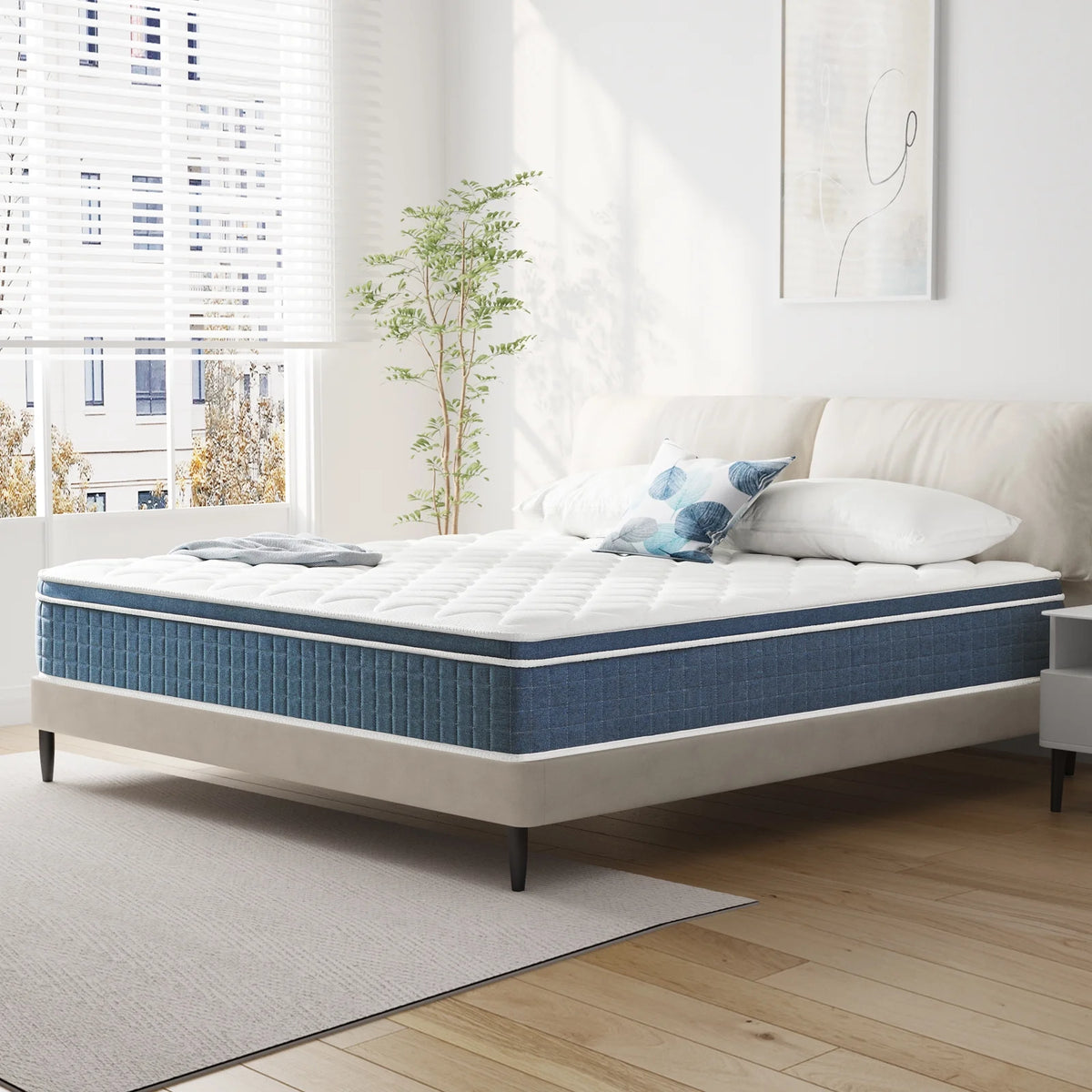 Queen Size Hybrid Innerspring and Gel Memory Foam Mattress D464